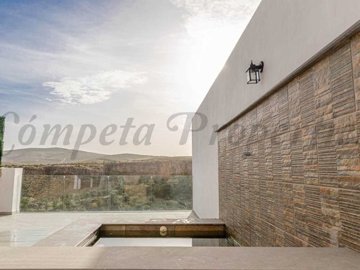 CÓMPETA PROPERTIES S.L most sold property