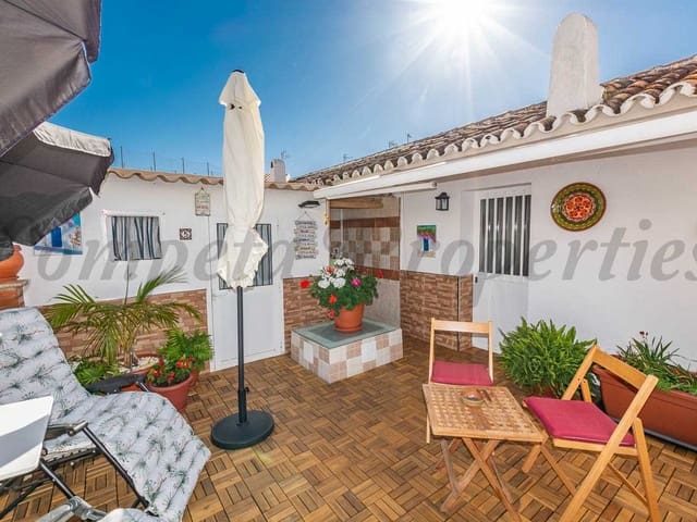 Image No.1-3 Bed Townhouse for sale