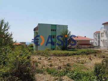 1 - St Vlas, Land