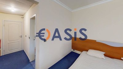 33680066-aleksandrov-residence-bedroom20