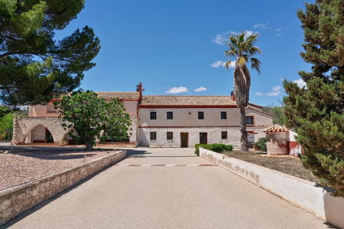 Image No.1-Maison de campagne de 12 chambres à vendre à Yecla