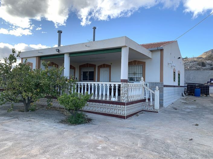 Image No.1-3 Bed Villa for sale