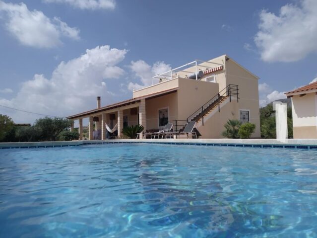 Image No.1-5 Bed Villa for sale