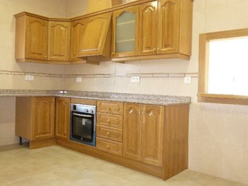 sm2078-7-kitchen-639x479