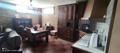 8516-semi-detached-villa-for-sale-in-caudete-