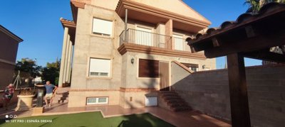 8516-semi-detached-villa-for-sale-in-caudete-