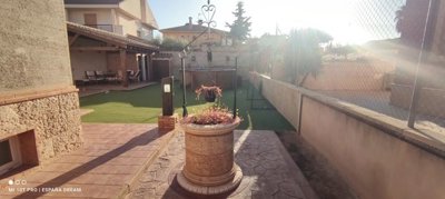 8516-semi-detached-villa-for-sale-in-caudete-