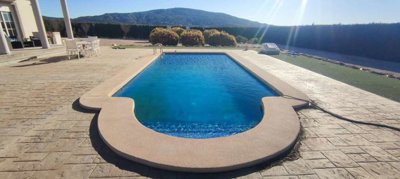 23959-villa-for-sale-in-pinoso-1381562-large