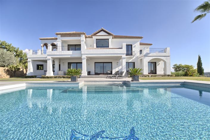 Image No.1-6 Bed Villa / Detached for sale