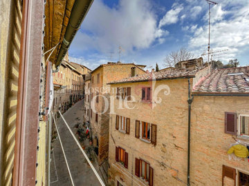 1 - Volterra, Apartment