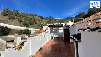 For-Sale-Village-house-in-Salares--Malga-Costa-del-Sol--2-