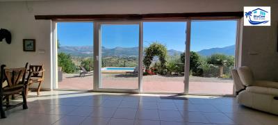 For-Sale-Independent-Villa-in-Los-Romanes--Malaga--Costa-del-Sol--8-