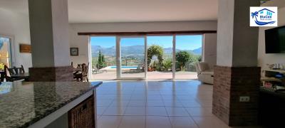 For-Sale-Independent-Villa-in-Los-Romanes--Malaga--Costa-del-Sol--9-