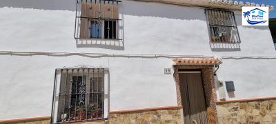 For-Sale-2-bedroom-house-in-hamlet-near-Vinuela--11-