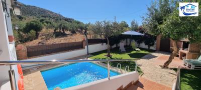 For-Sale-House-in-Alfarnatejo-La-Axarqui-Malaga-Inland-Andalusia-1-1