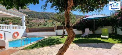 For-Sale-House-in-Alfarnatejo-La-Axarqui-Malaga-Inland-Andalusia-4-1