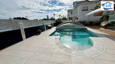 House-for-sale-in-El-Tomillar--Torre-del-Mar--Malaga--Costa-del-Sol--Andalusia-Southern-Spain---91-