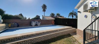 Independent-House-For-Sale-in-Caleta-de-Velez--La-Axarquia--Malaga--Costa-del-Sol--2-