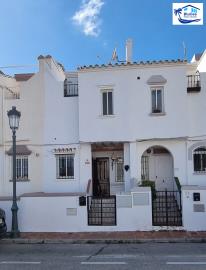 For-sale-town-house-in-Nerja--5-