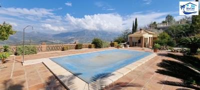 Independent-villa-for-sale-Vinuela--5-