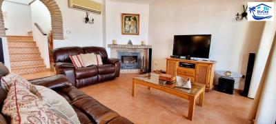 Independent-villa-for-sale-Vinuela--7-