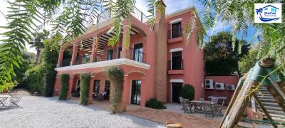 For-Sale-Villa-With-Amazing-Views---3-