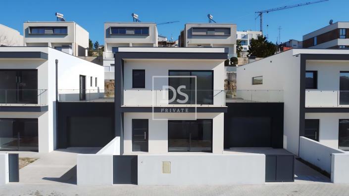 Image No.1-3 Bed House/Villa for sale