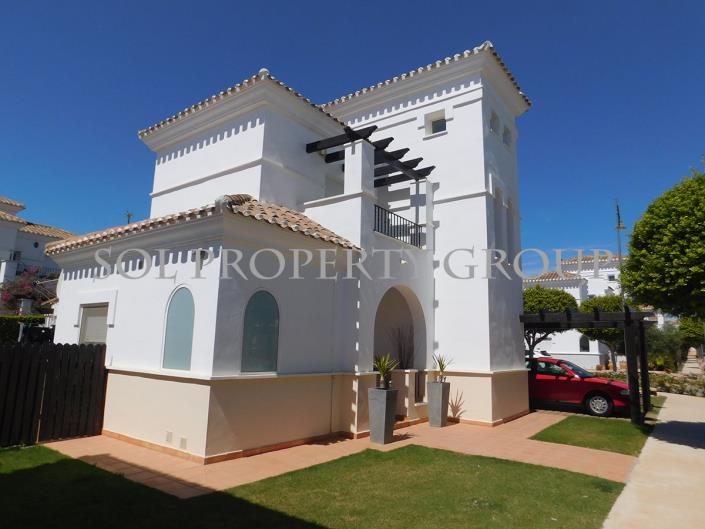 Image No.1-3 Bed Villa / Detached for sale