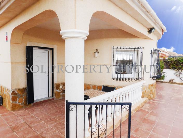 Image No.1-3 Bed Villa / Detached for sale