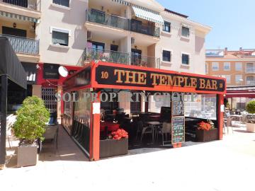 Temple_Bar_Outside_Front_1