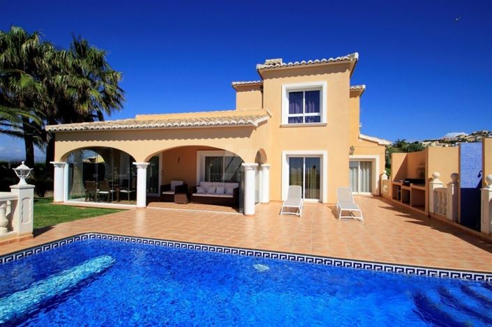 Image No.1-3 Bed Villa for sale