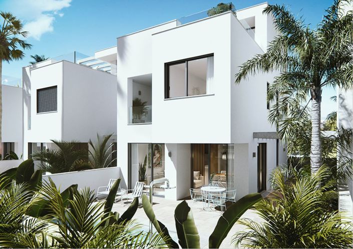 Image No.1-4 Bed Villa for sale