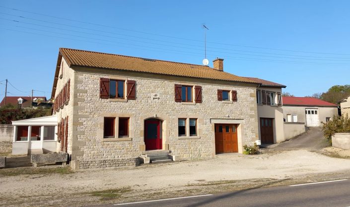 Image No.1-Maison de 7 chambres à vendre à Haute-Marne