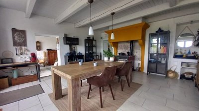 spacious live-in kitchen