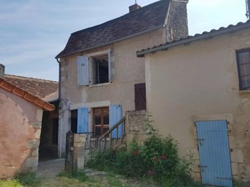 1 - Saint-Savin, House