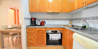 4-kitchen1_5_w_1300x652