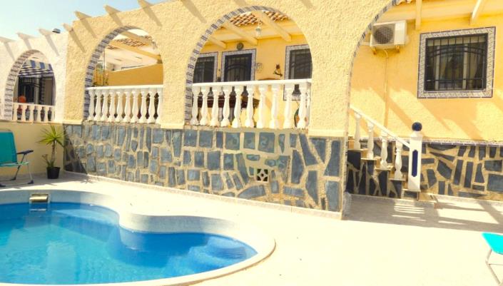 Image No.1-3 Bed Villa for sale