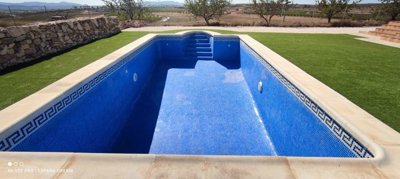 8518-villa-for-sale-in-pinoso-418082-large