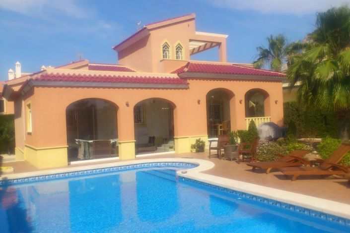 Image No.1-3 Bed Villa for sale