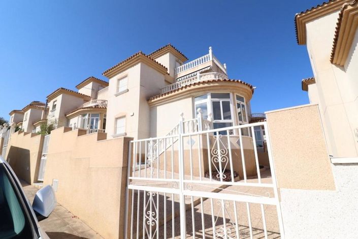 Image No.1-3 Bed Villa for sale