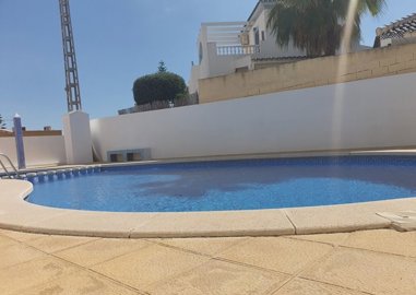 detached-villa-for-sale-in-los-balcones-es375