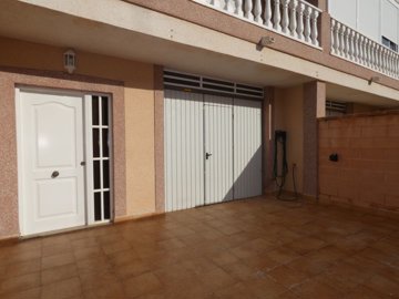 townhouse-for-sale-in-benejzar-2