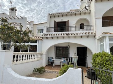 townhouse-for-sale-in-aguas-nuevas-es111-1754