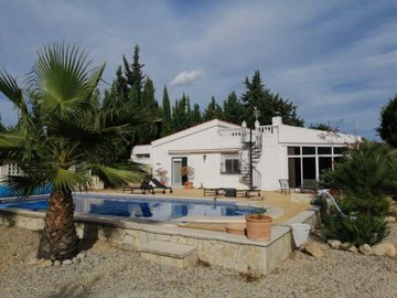 country-house-for-sale-in-crevillente-es300-1