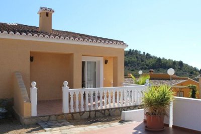 villa-for-sale-in-alcalali-12