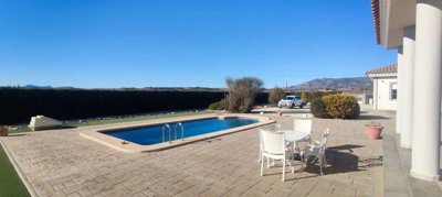 23959-villa-for-sale-in-pinoso-1381569-large