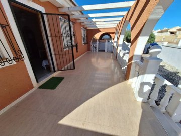 villa-for-sale-in-camposol-es100-175750-3