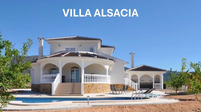 Image No.1-4 Bed Villa for sale