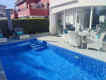 town-house-for-sale-in-mar-menor-golf-resort-