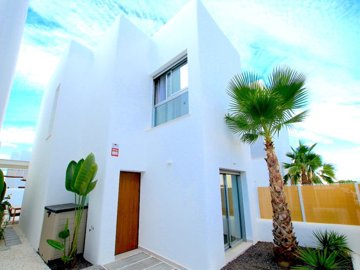 48601wonderful3bed3bathcontemporarystylevilla